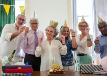 Holiday Programs That Enrich Senior Living Through Social Activities