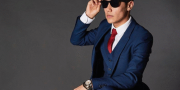 How to Choose Formal Wear: A Man's Essential Style Checklist