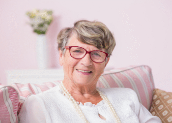 Choosing the Right Assisted Living Community: Key Factors to Consider