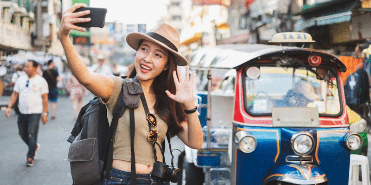 Why Modern Travelers Are Ditching Traditional SIM Cards for eSIM Technology